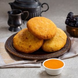 Masala Chicken Cheese Kachori Masala Chicken Cheese Kachori