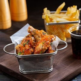 Siracha Hot Wings Siracha Hot Wings