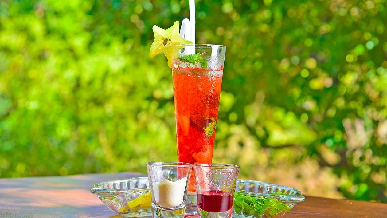 Strawberry and Starfruit Mojito – - Recipe